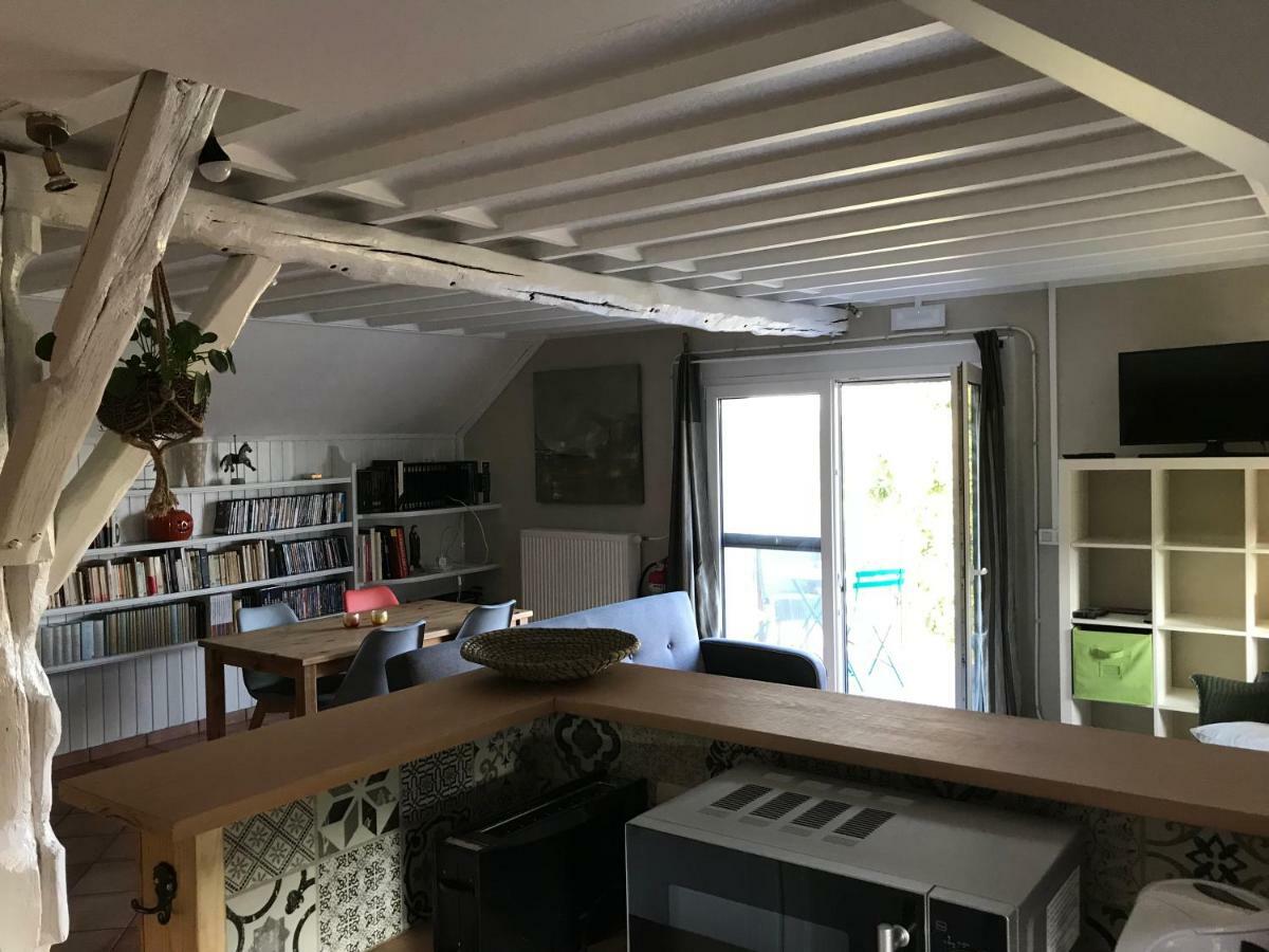 Le Sentier Des Etangs Apartment Barsy Exterior photo